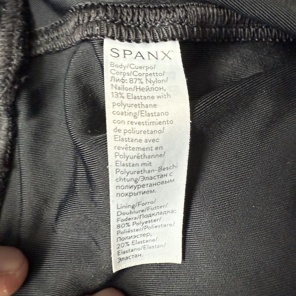 Spanx Faux Leather Leggings for Women, Size M - Black - Picture 7 of 12
